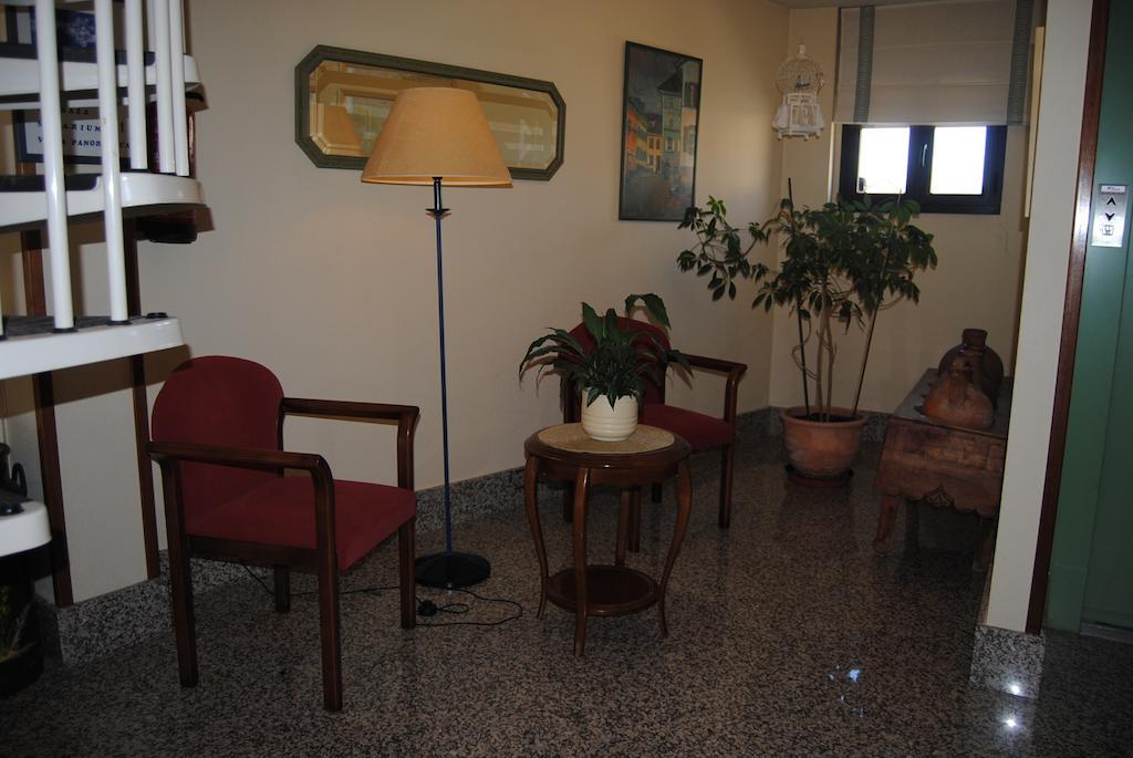 Hostal El Mirador La Lastrilla Eksteriør bilde